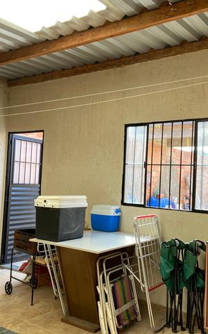 Casa à venda com 250m², 3 quartos e 1 vagaÁrea de Serviço