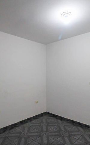 Casa à venda com 180m², 3 quartos e 2 vagas Casa à venda com 180m², 3 quartos e 2 vagasQuarto de Serviço