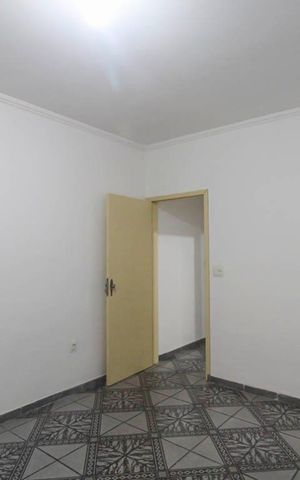 Casa à venda com 180m², 3 quartos e 2 vagas Casa à venda com 180m², 3 quartos e 2 vagasQuarto 1