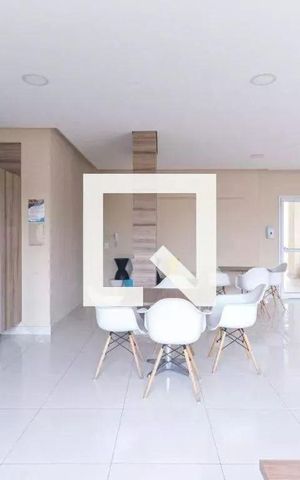 Apartamento à venda com 32m², 1 quarto e 1 vaga Apartamento à venda com 32m², 1 quarto e 1 vagaÁrea comum