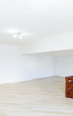 Casa para alugar com 89m², 2 quartos e 1 vagaQuarto