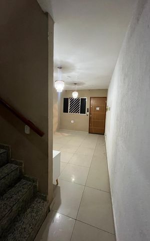 Casa de condomínio à venda com 67m², 2 quartos e 1 vagaSala