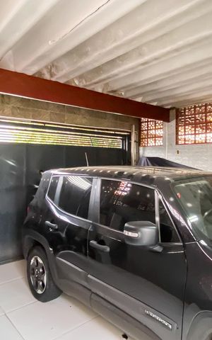 Casa à venda com 300m², 3 quartos e 2 vagas