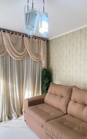 Casa à venda com 300m², 3 quartos e 2 vagas Casa à venda com 300m², 3 quartos e 2 vagasSala
