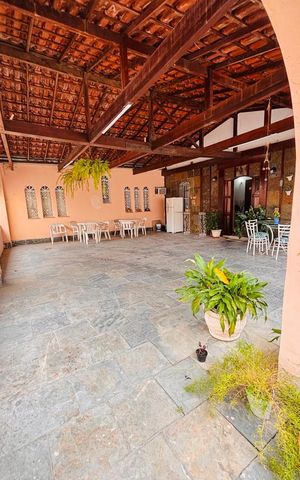 Casa para alugar com 608m², 7 quartos e 4 vagas Casa para alugar com 608m², 7 quartos e 4 vagasÁrea externa
