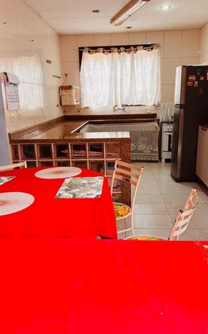 Casa para alugar com 608m², 7 quartos e 4 vagas Casa para alugar com 608m², 7 quartos e 4 vagasCozinha