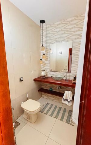 Casa para alugar com 608m², 7 quartos e 4 vagas Casa para alugar com 608m², 7 quartos e 4 vagasBanheiro