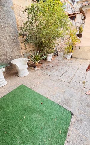 Casa para alugar com 608m², 7 quartos e 4 vagas Casa para alugar com 608m², 7 quartos e 4 vagasÁrea externa