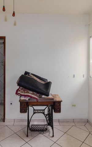 Casa à venda com 240m², 3 quartos e 2 vagas Casa à venda com 240m², 3 quartos e 2 vagasSuíte