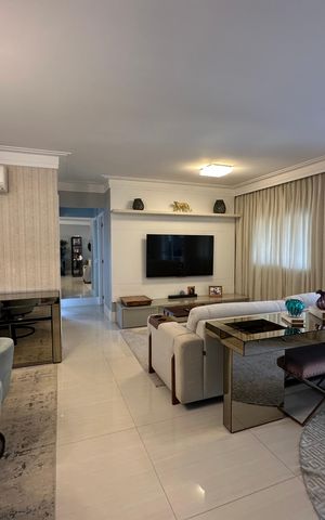 Apartamento à venda com 110m², 2 quartos e 2 vagas Apartamento à venda com 110m², 2 quartos e 2 vagasSala