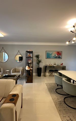 Apartamento à venda com 110m², 2 quartos e 2 vagas Apartamento à venda com 110m², 2 quartos e 2 vagasSala