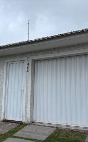 Casa de condomínio para alugar com 329m², 4 quartos e 3 vagas Casa de condomínio para alugar com 329m², 4 quartos e 3 vagasFachada