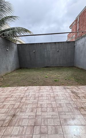 Casa de condomínio para alugar com 329m², 4 quartos e 3 vagas Casa de condomínio para alugar com 329m², 4 quartos e 3 vagasQuintal