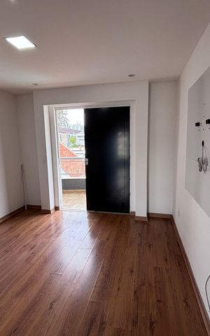Casa de condomínio para alugar com 329m², 4 quartos e 3 vagas Casa de condomínio para alugar com 329m², 4 quartos e 3 vagasQuarto 2