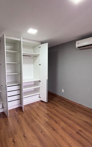Casa de condomínio para alugar com 329m², 4 quartos e 3 vagas Casa de condomínio para alugar com 329m², 4 quartos e 3 vagasQuarto 1