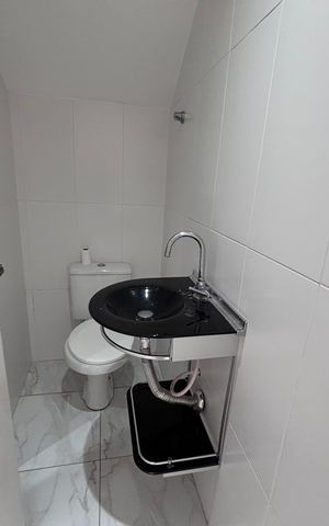 Casa de condomínio para alugar com 329m², 4 quartos e 3 vagas Casa de condomínio para alugar com 329m², 4 quartos e 3 vagasLavabo