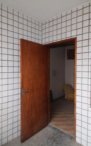 Casa à venda com 259m², 5 quartos e 3 vagasCasa 2 - Cozinha