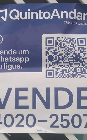 Casa à venda com 259m², 5 quartos e 3 vagasFachada