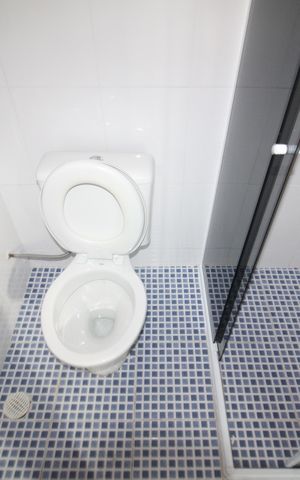 Casa à venda com 259m², 5 quartos e 3 vagasBanheiro 1
