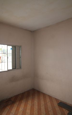 Casa à venda com 259m², 5 quartos e 3 vagasCasa 2 - Quarto 2