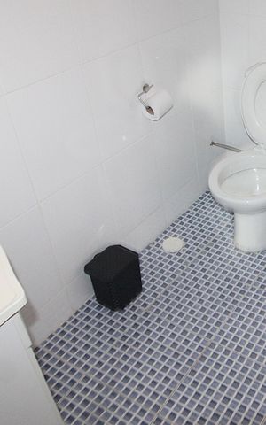 Casa à venda com 259m², 5 quartos e 3 vagasBanheiro 1