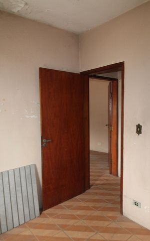 Casa à venda com 259m², 5 quartos e 3 vagasCasa 2 - Quarto 1