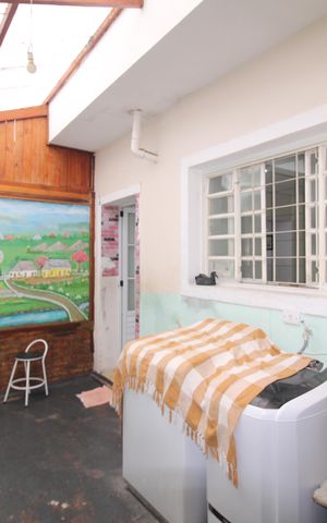 Casa à venda com 259m², 5 quartos e 3 vagasÁrea de Serviço