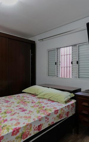 Casa à venda com 240m², 3 quartos e 1 vaga Casa à venda com 240m², 3 quartos e 1 vagaSuíte