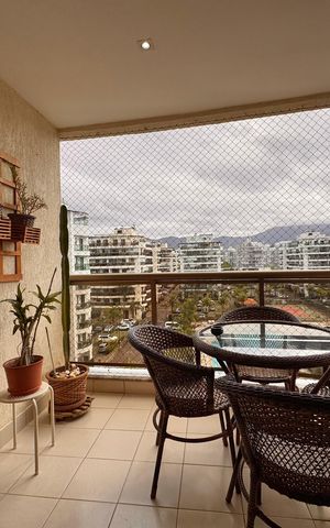 Apartamento à venda com 92m², 3 quartos e 3 vagas Apartamento à venda com 92m², 3 quartos e 3 vagasVaranda
