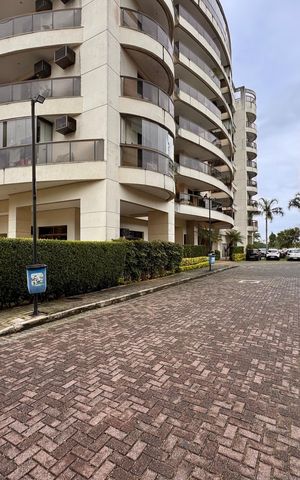 Apartamento à venda com 92m², 3 quartos e 3 vagas Apartamento à venda com 92m², 3 quartos e 3 vagasFachada