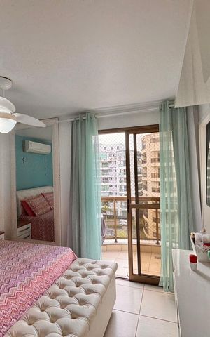 Apartamento à venda com 92m², 3 quartos e 3 vagas Apartamento à venda com 92m², 3 quartos e 3 vagasSuíte