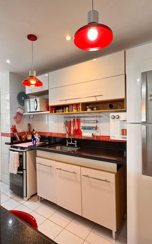 Apartamento à venda com 92m², 3 quartos e 3 vagas Apartamento à venda com 92m², 3 quartos e 3 vagasCozinha e Área de Serviço