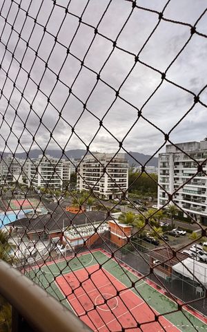 Apartamento à venda com 92m², 3 quartos e 3 vagas Apartamento à venda com 92m², 3 quartos e 3 vagasSuíte - Varanda