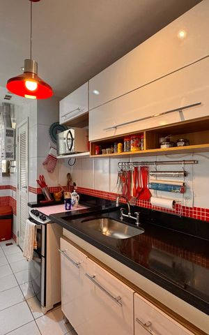 Apartamento à venda com 92m², 3 quartos e 3 vagas Apartamento à venda com 92m², 3 quartos e 3 vagasCozinha e Área de Serviço