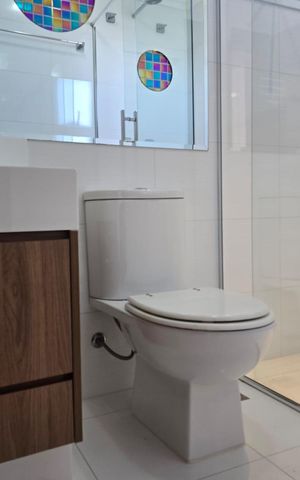 Apartamento à venda com 194m², 3 quartos e 3 vagas Apartamento à venda com 194m², 3 quartos e 3 vagasBanheiro da Suíte 2