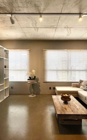 Apartamento à venda com 70m², 1 quarto e 1 vaga Apartamento à venda com 70m², 1 quarto e 1 vagaSala