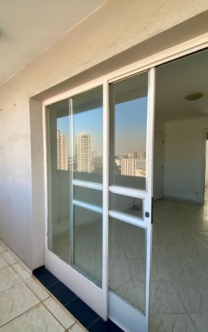 Apartamento à venda com 76m², 2 quartos e 2 vagas Apartamento à venda com 76m², 2 quartos e 2 vagasVaranda da Sala
