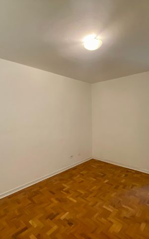 Apartamento à venda com 76m², 2 quartos e 2 vagas Apartamento à venda com 76m², 2 quartos e 2 vagasQuarto 1