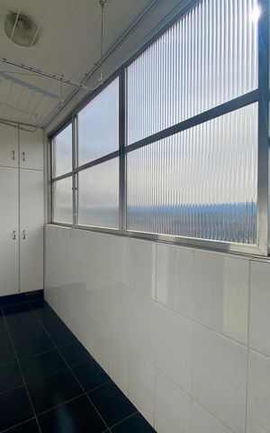 Apartamento à venda com 76m², 2 quartos e 2 vagas Apartamento à venda com 76m², 2 quartos e 2 vagasÁrea de Serviço