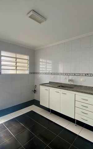 Apartamento à venda com 76m², 2 quartos e 2 vagas Apartamento à venda com 76m², 2 quartos e 2 vagasCozinha