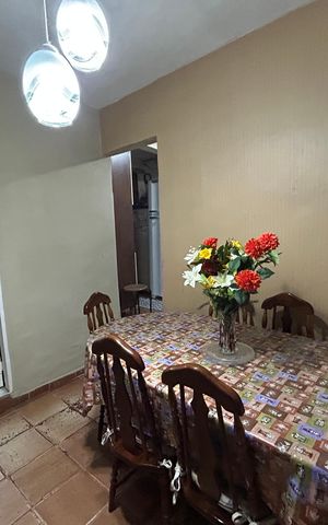 Casa à venda com 80m², 2 quartos e 1 vagaSala de Jantar