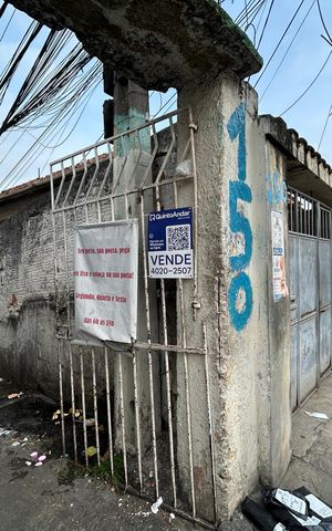 Casa à venda com 80m², 2 quartos e 1 vagaFachada + placa