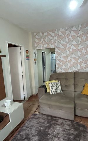 Casa à venda com 80m², 2 quartos e 1 vagaSala