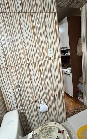 Casa à venda com 80m², 2 quartos e 1 vagaBanheiro