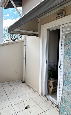 Casa à venda com 150m², 3 quartos e 3 vagas Casa à venda com 150m², 3 quartos e 3 vagasSacada
