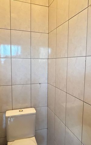 Casa à venda com 150m², 3 quartos e 3 vagas Casa à venda com 150m², 3 quartos e 3 vagasBanheiro 6