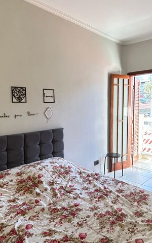 Casa à venda com 150m², 3 quartos e 3 vagas Casa à venda com 150m², 3 quartos e 3 vagasQuarto 2