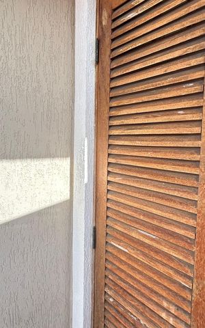 Casa à venda com 150m², 3 quartos e 3 vagas Casa à venda com 150m², 3 quartos e 3 vagasSacada