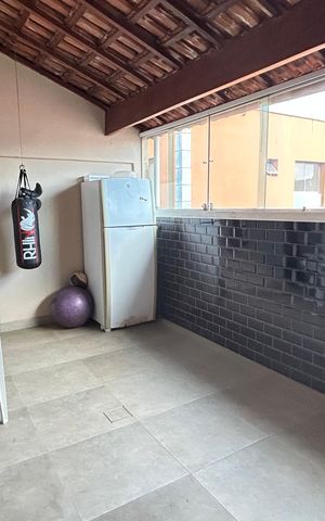 Casa à venda com 150m², 3 quartos e 3 vagas Casa à venda com 150m², 3 quartos e 3 vagasQuintal