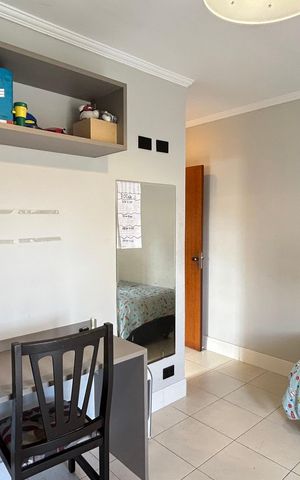 Casa à venda com 150m², 3 quartos e 3 vagas Casa à venda com 150m², 3 quartos e 3 vagasQuarto 1